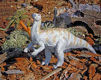 Iguanodon bernissartensis by Safari, 1992